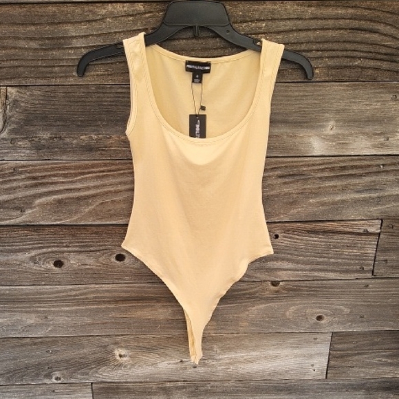 Pretty Little Thing Nude Bodysuit Size 10 - Picture 1 of 6